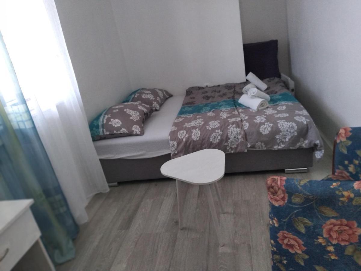 Apartments Lord Требинье Экстерьер фото